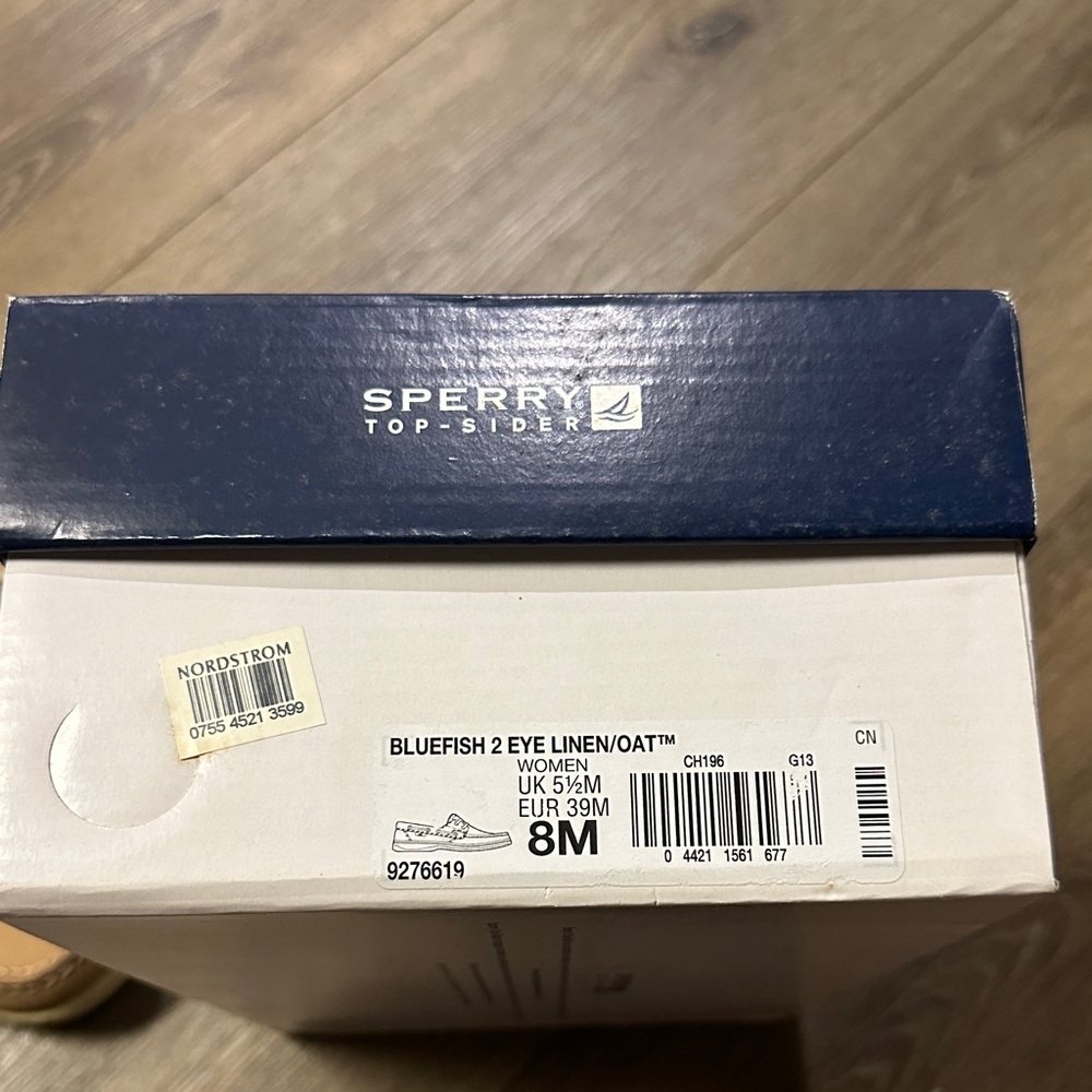 Sperry Women's Tan Leather Boat Shoes- like new - Picture 2 of 4